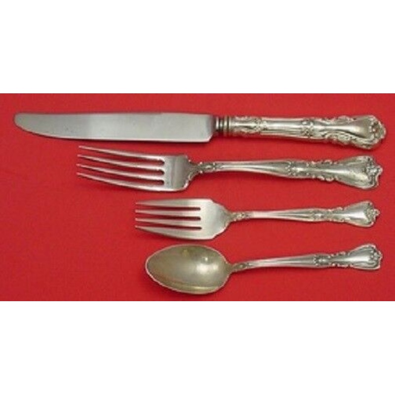Lady Windsor aka Victorian New By Wallace Sterling Dinner Place Setting(s) 4pc