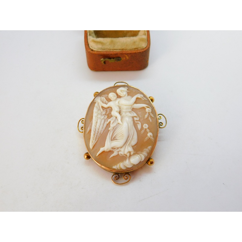 Victorian 9ct Gold Carved Shell Cameo Goddess Aphrodite Brooch Antique