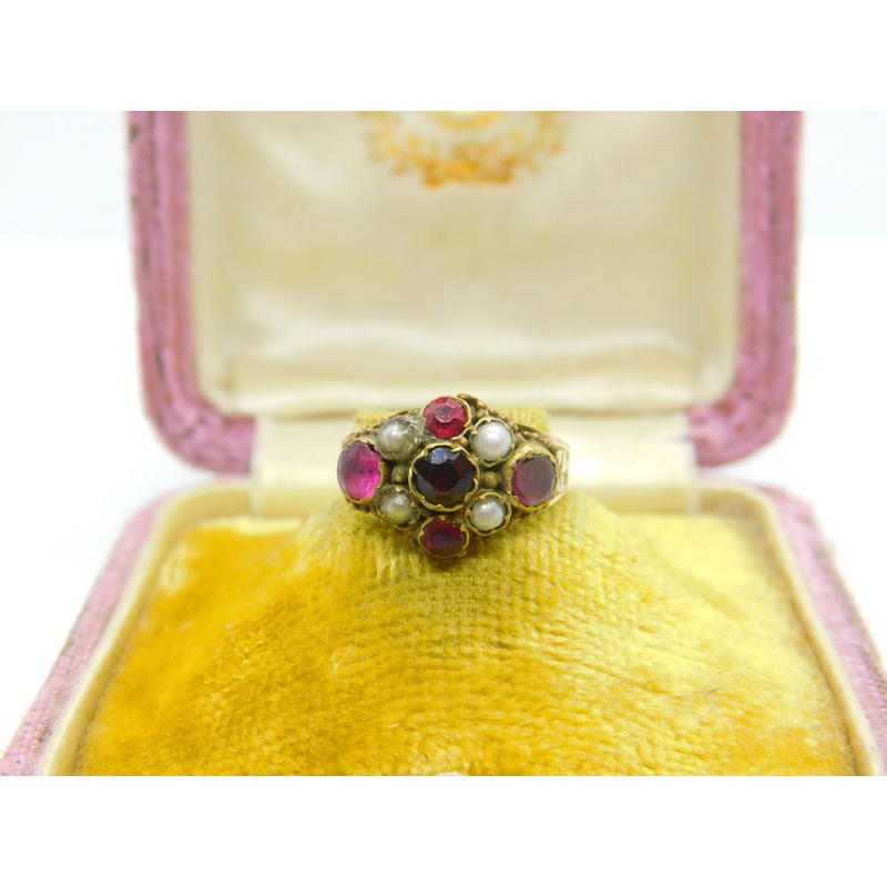 Early Victorian 9ct Gold, Garnet & Seed Pearl Dress Ring c1840 Antique
